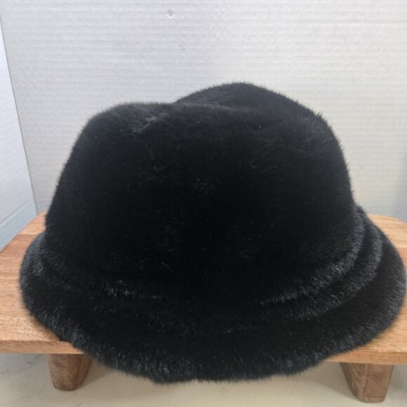 Badgley Mischka Faux‎ Fur Bucket Hat Reversible Leopard Black Womens Winter main image 4